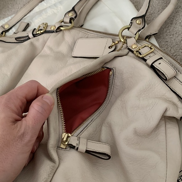 Coach Bag - Picture 9 of 15